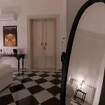 Large Two-room Within Walking Distance Of The Teatro Massimo Apartment