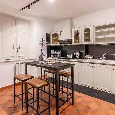 Apartment Large Two-room Within Walking Distance Of The Teatro Massimo